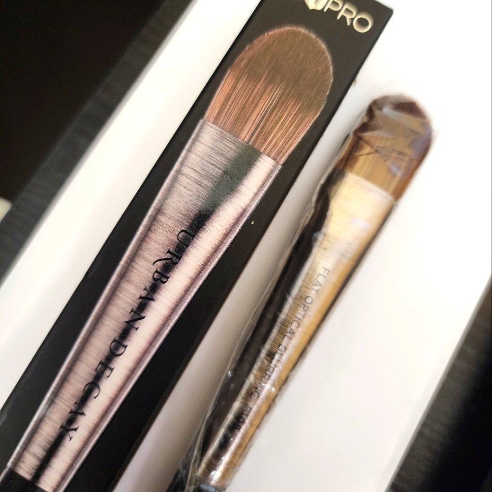 Urban Decay Flat Optical Blurring  Brush